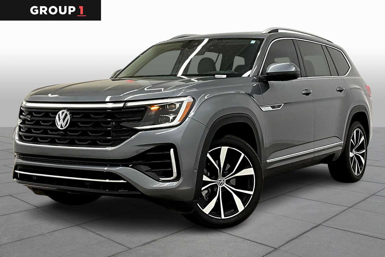 Deep Black Pearl 2024 Volkswagen Atlas SEL Premium R-Line 4Motion AWD SUV / Crossover All-Wheel Drive 8-Speed Automatic