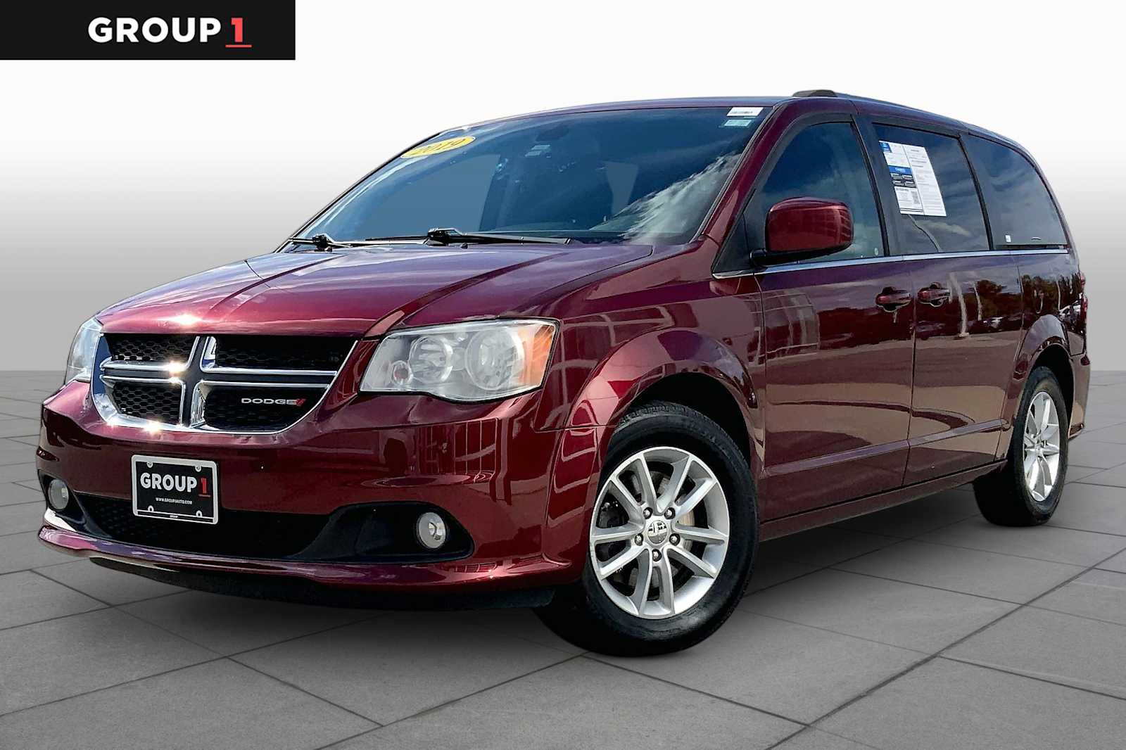 Octane Red Pearlcoat 2019 Dodge Grand Caravan Minivan Front-Wheel Drive 6-Speed Automatic