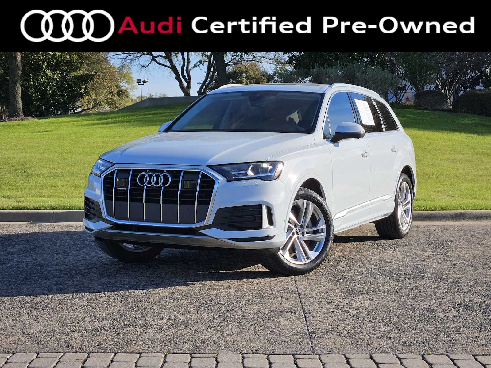 2022 Audi Q7 Premium Plus