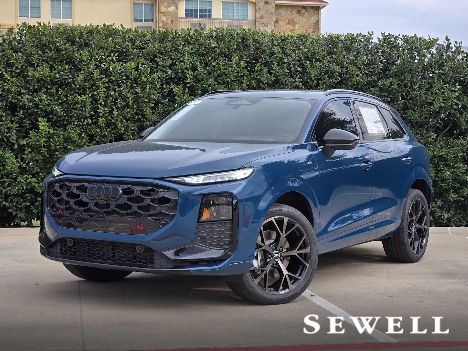 2026 Audi Q3 S line