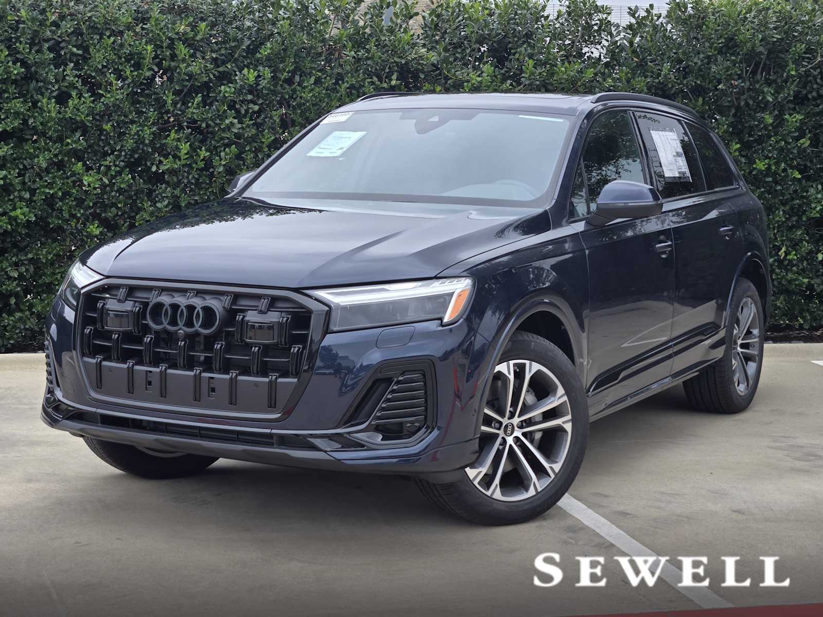 2026 Audi Q7 Premium