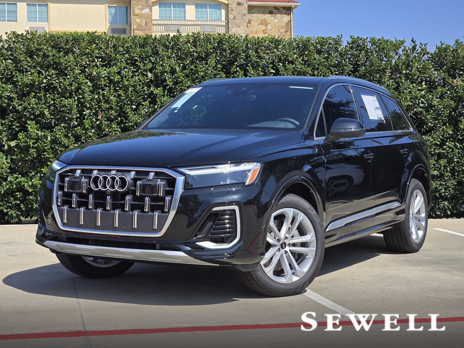 2026 Audi Q7 Premium Plus