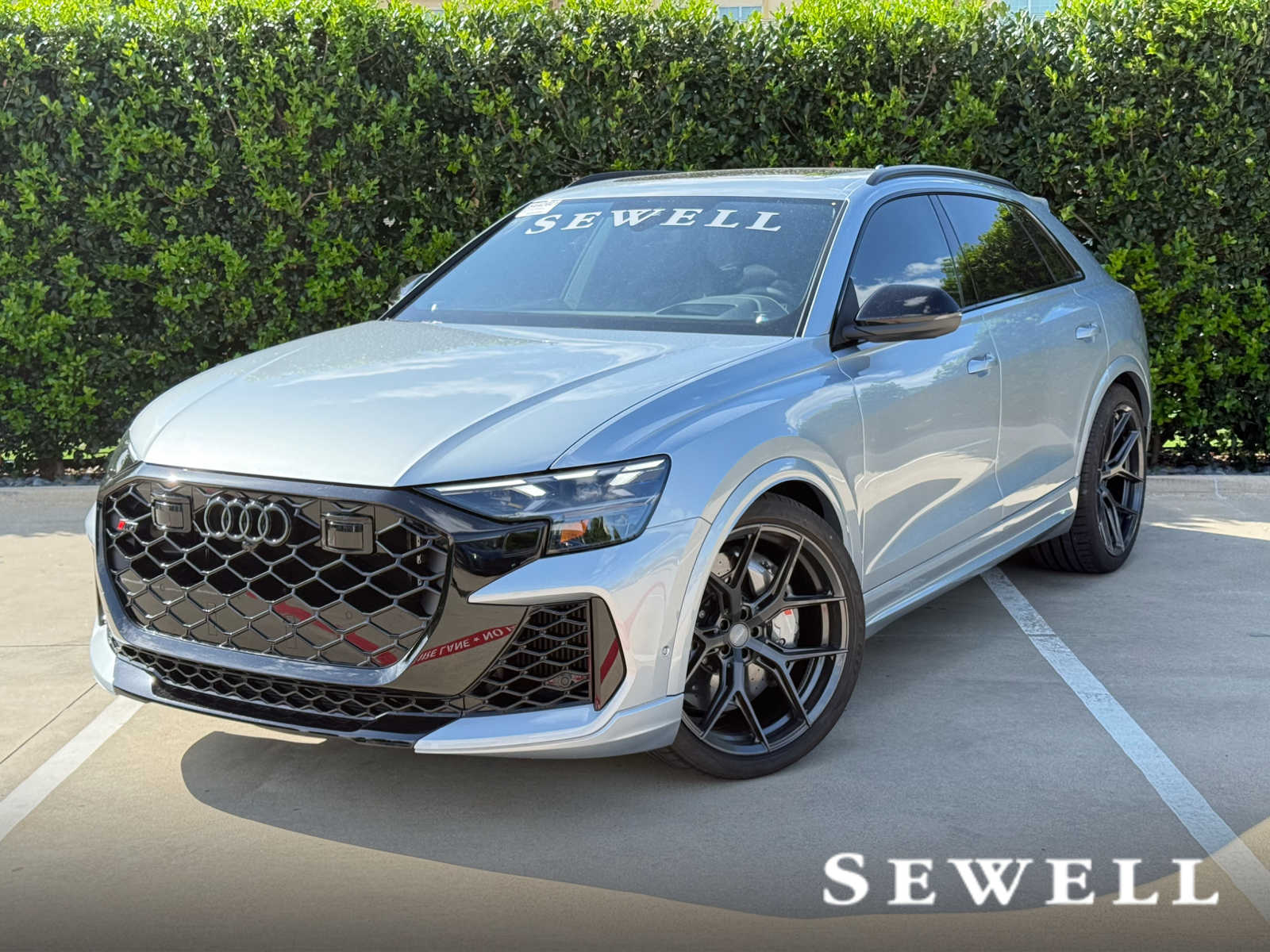 2026 Audi RS Q8 performance