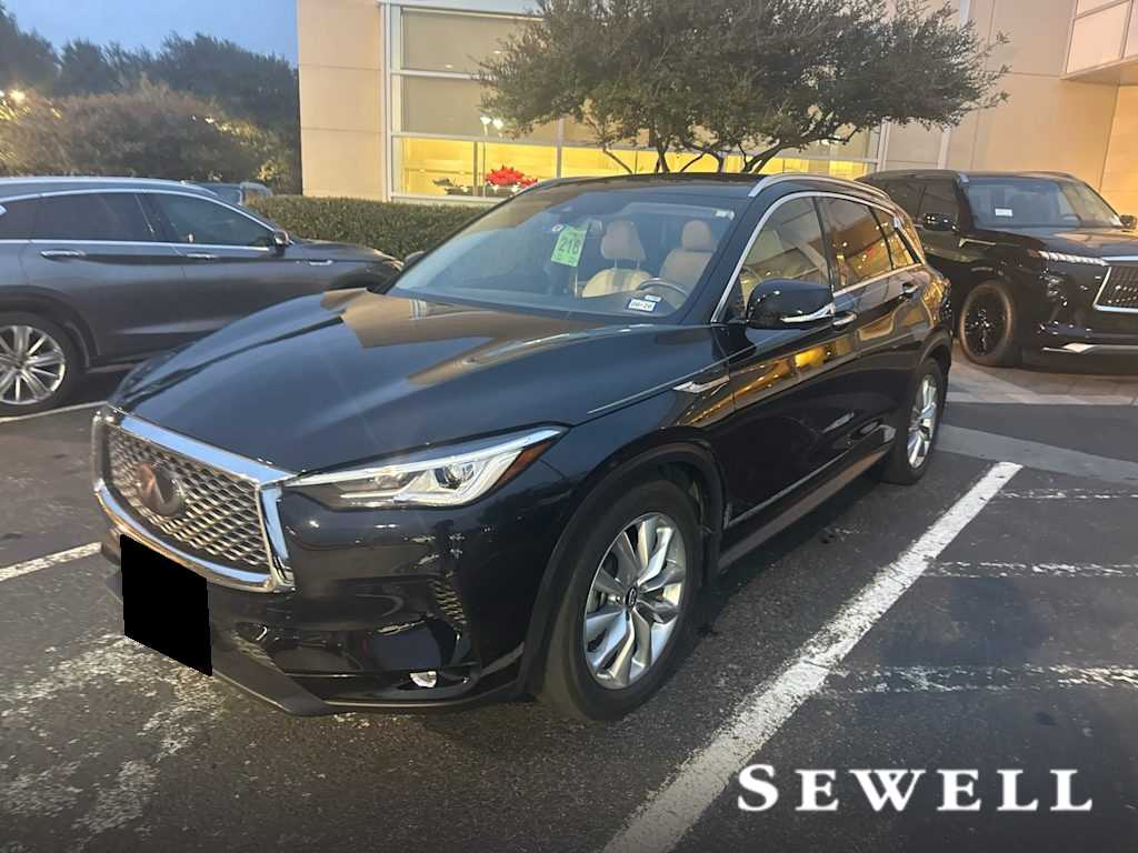 2021 INFINITI QX50 Essential