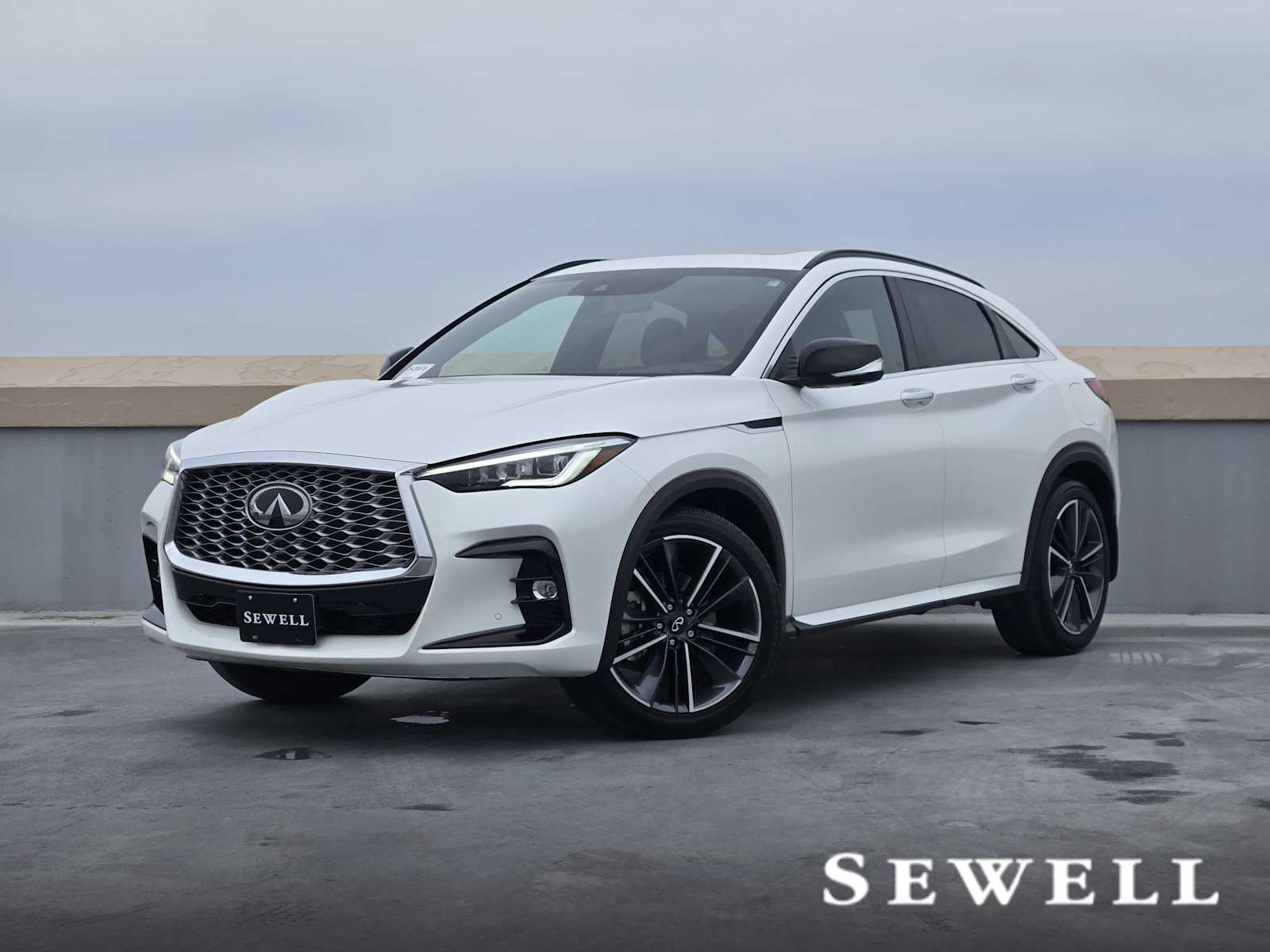 2025 INFINITI QX55 Essential