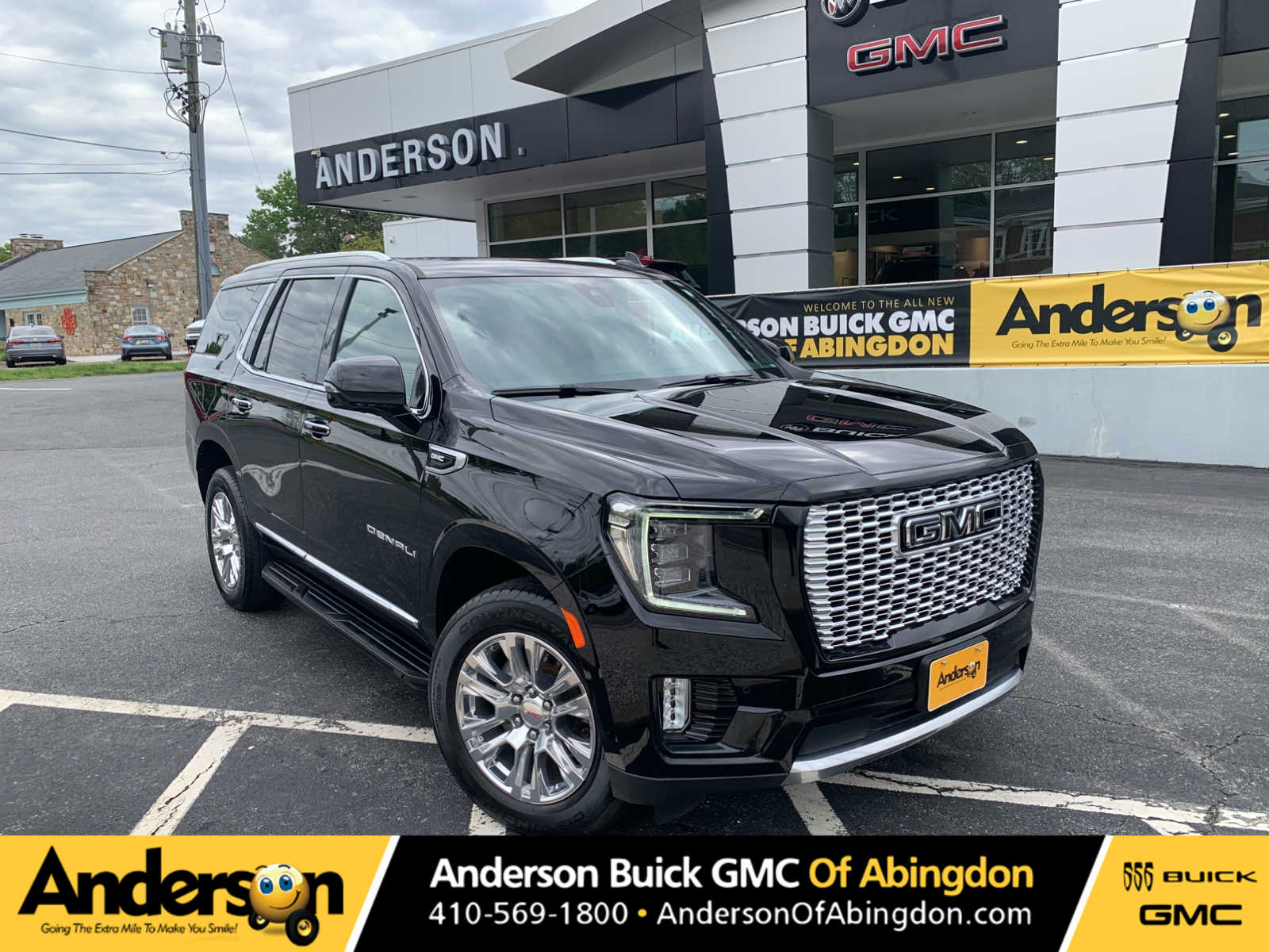 Onyx Black 2021 GMC Yukon Denali 4WD SUV / Crossover Four-Wheel Drive Automatic