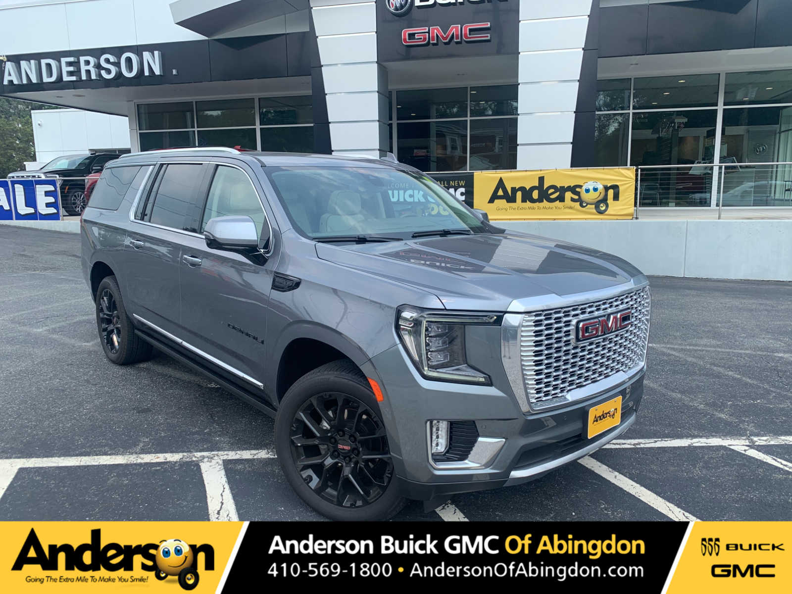 Gray (Satin Steel Metallic) 2022 GMC Yukon XL SUV / Crossover Four-Wheel Drive Automatic