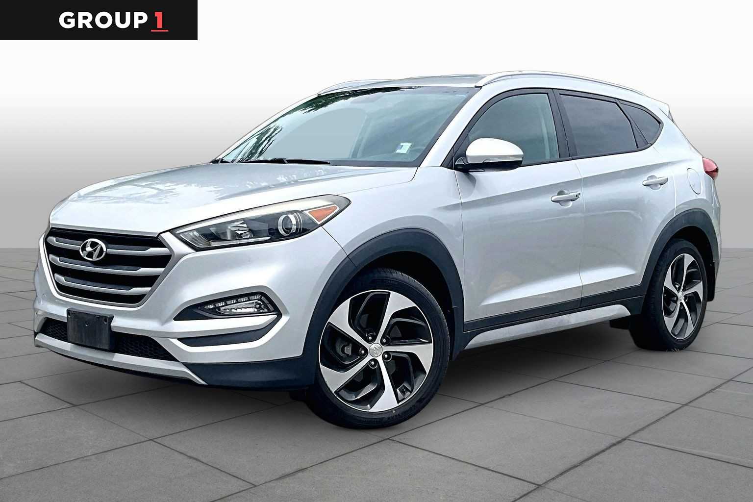 Molten Silver 2017 Hyundai Tucson SUV / Crossover All-Wheel Drive 7-Speed Automatic