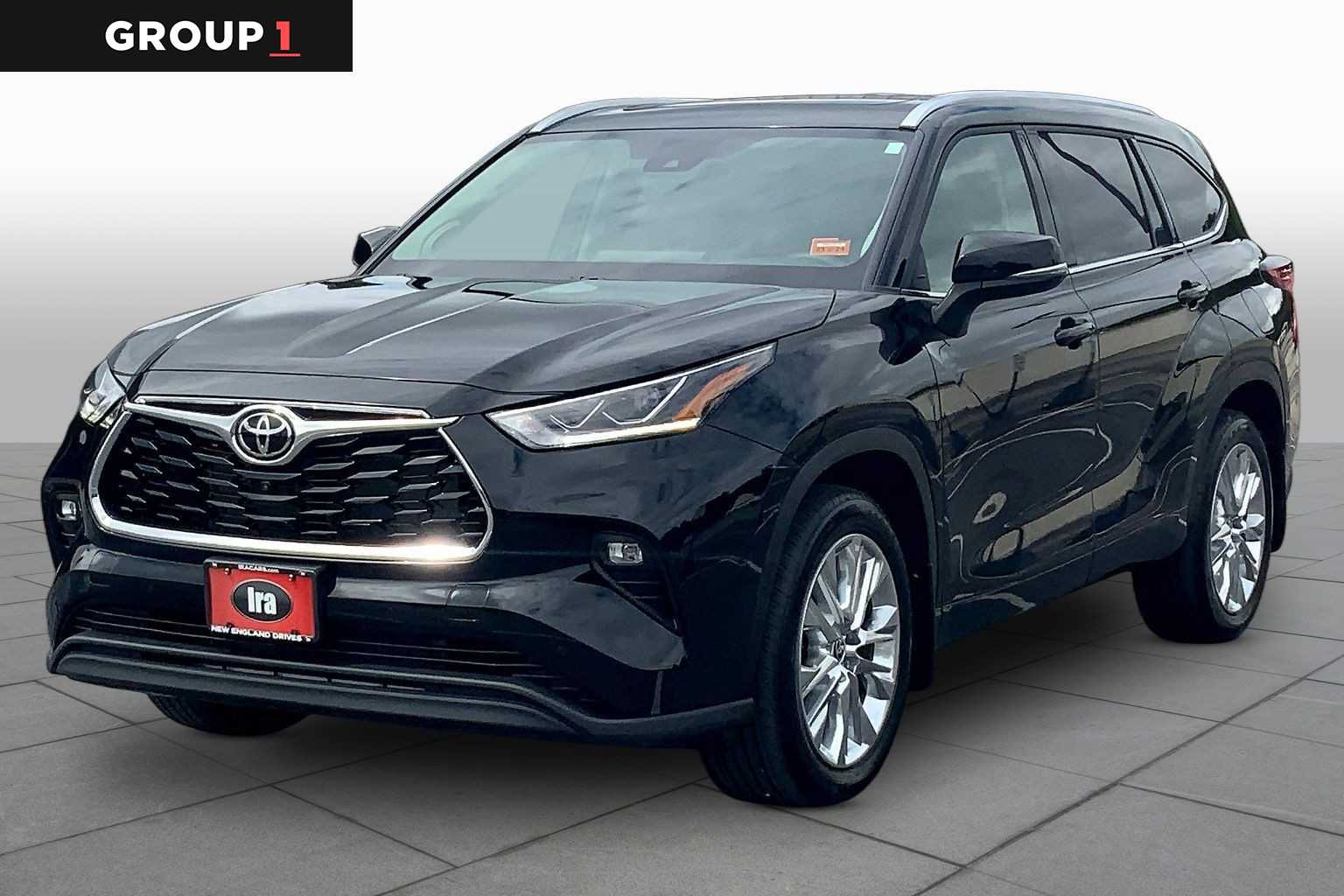 Midnight Black Metallic 2022 Toyota Highlander Limited AWD SUV / Crossover All-Wheel Drive 8-Speed Automatic