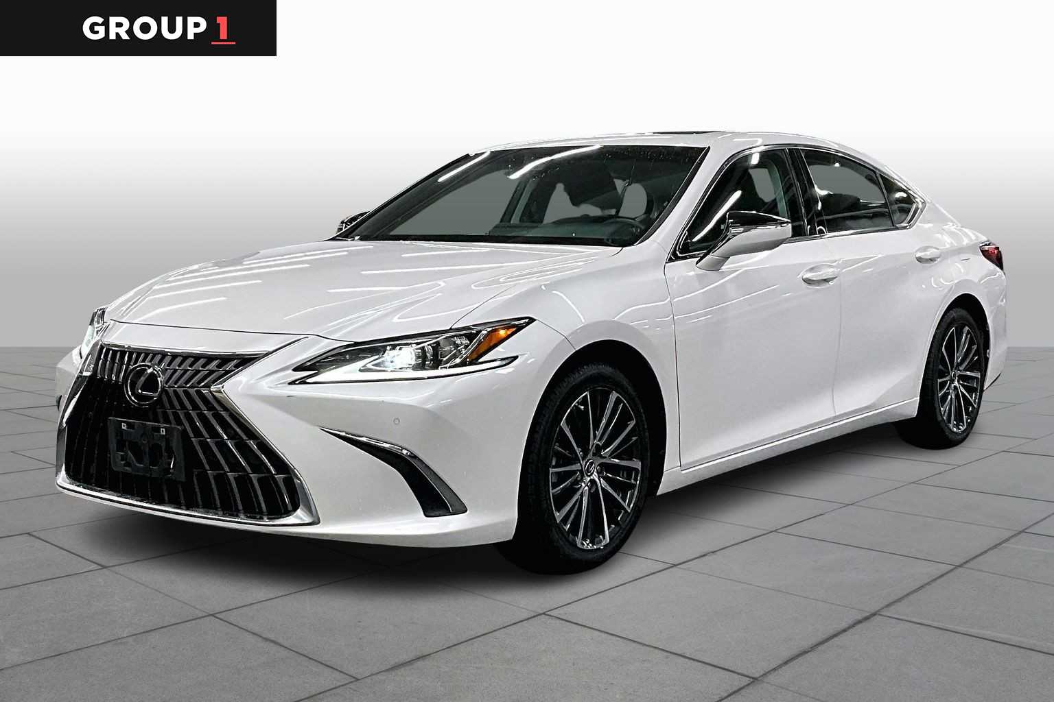 Eminent White Pearl 2022 Lexus ES 350 FWD Sedan Front-Wheel Drive 8-Speed Automatic