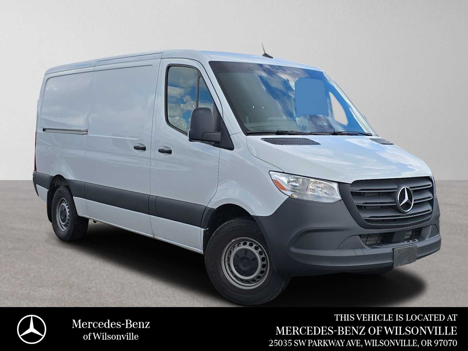 Arctic White 2025 Mercedes-Benz Sprinter Cargo 2500 144 RWD Van Rear-Wheel Drive 9-Speed Automatic
