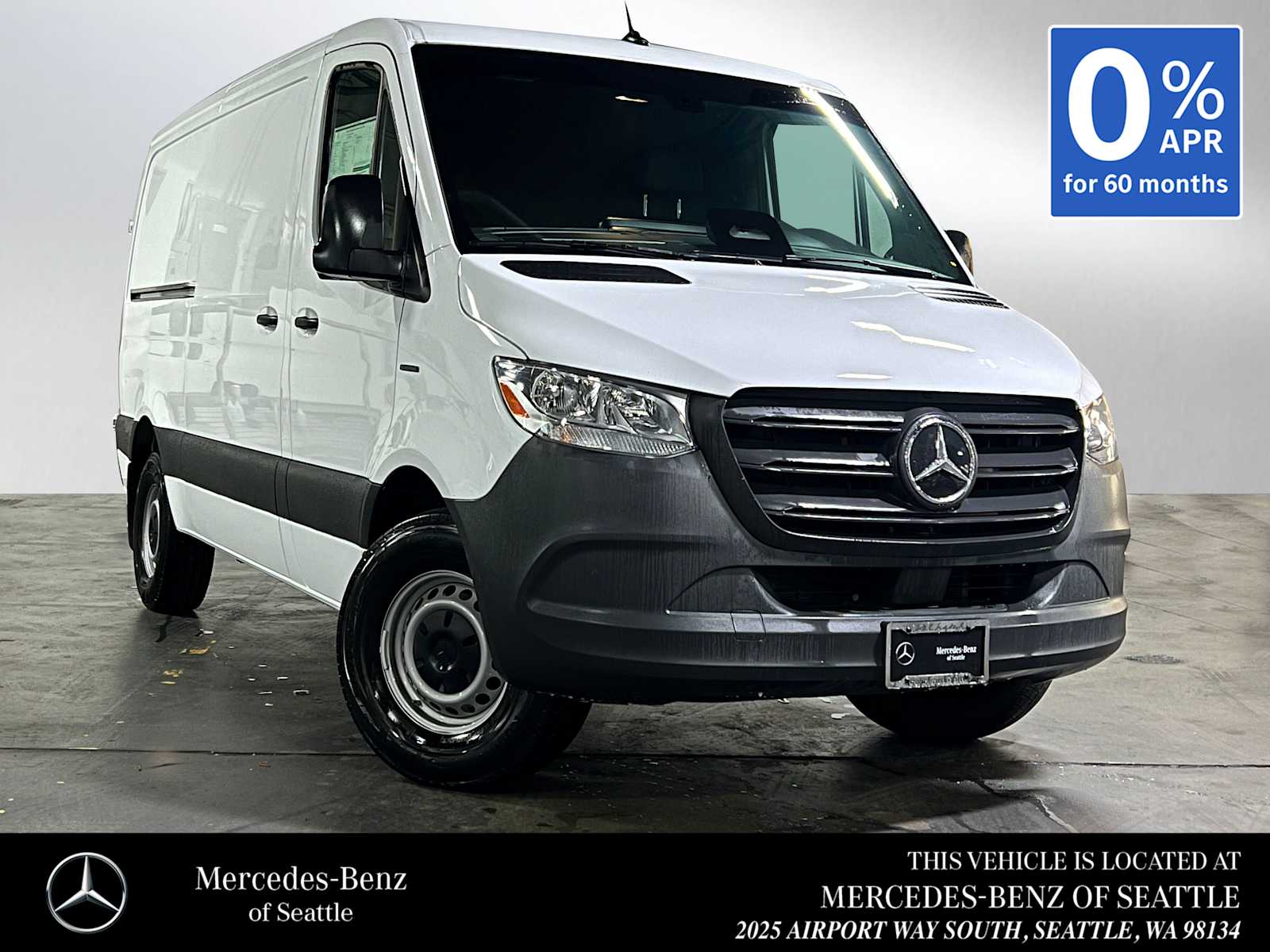 Arctic White 2025 Mercedes-Benz eSprinter 2500 144 Cargo Van (81 kWh HO) Van Rear-Wheel Drive 1-Speed Automatic