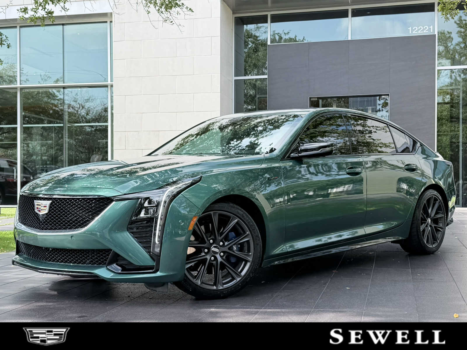 2025 Cadillac CT5-V 