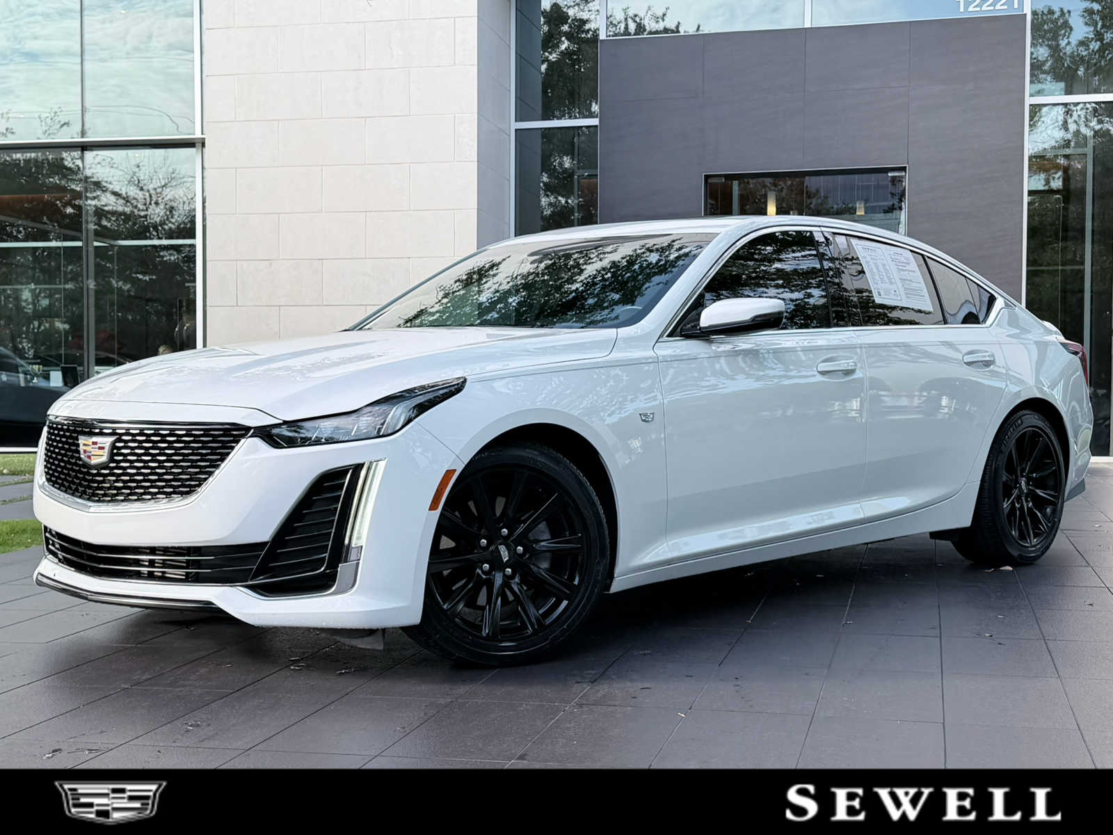 2023 Cadillac CT5 Luxury