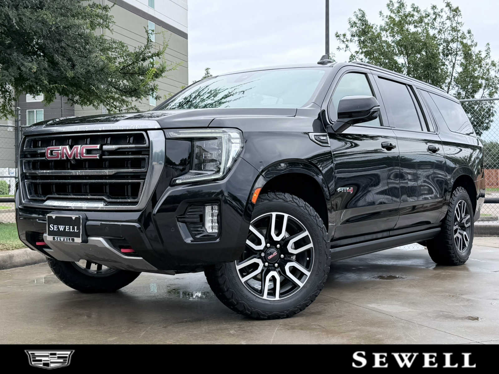 2021 GMC Yukon XL AT4