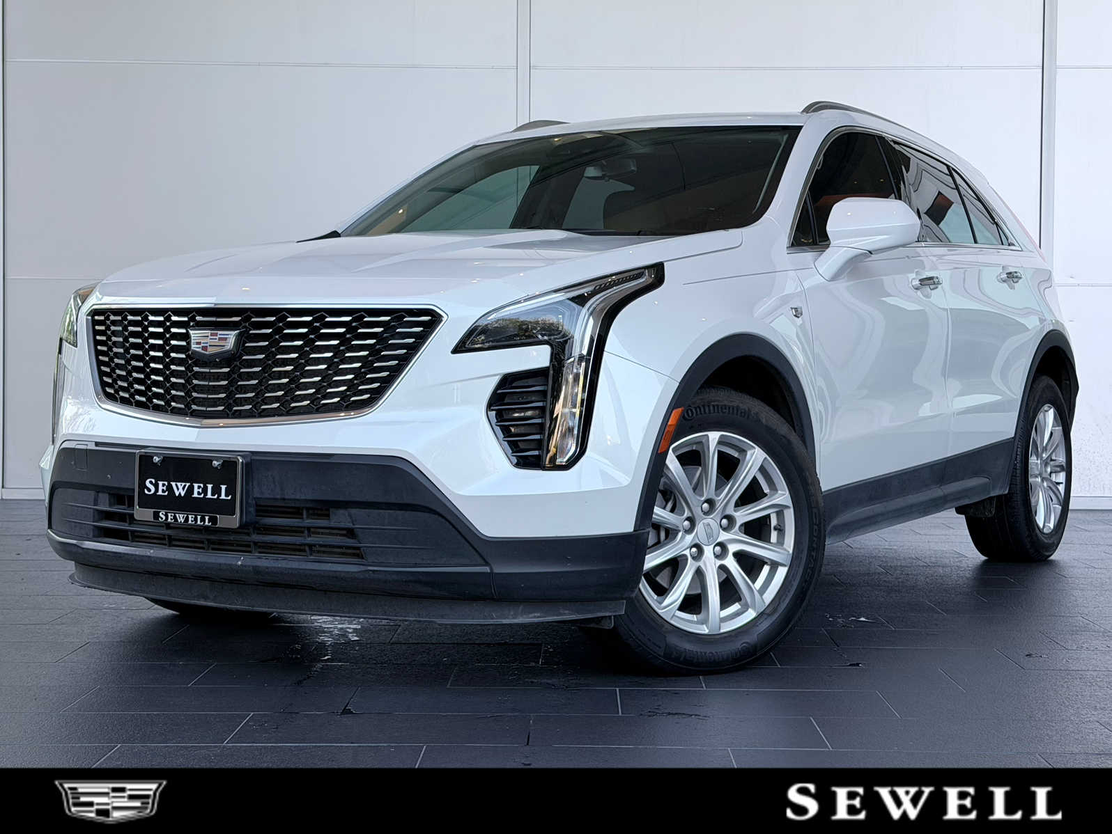 2023 Cadillac XT4 FWD Luxury