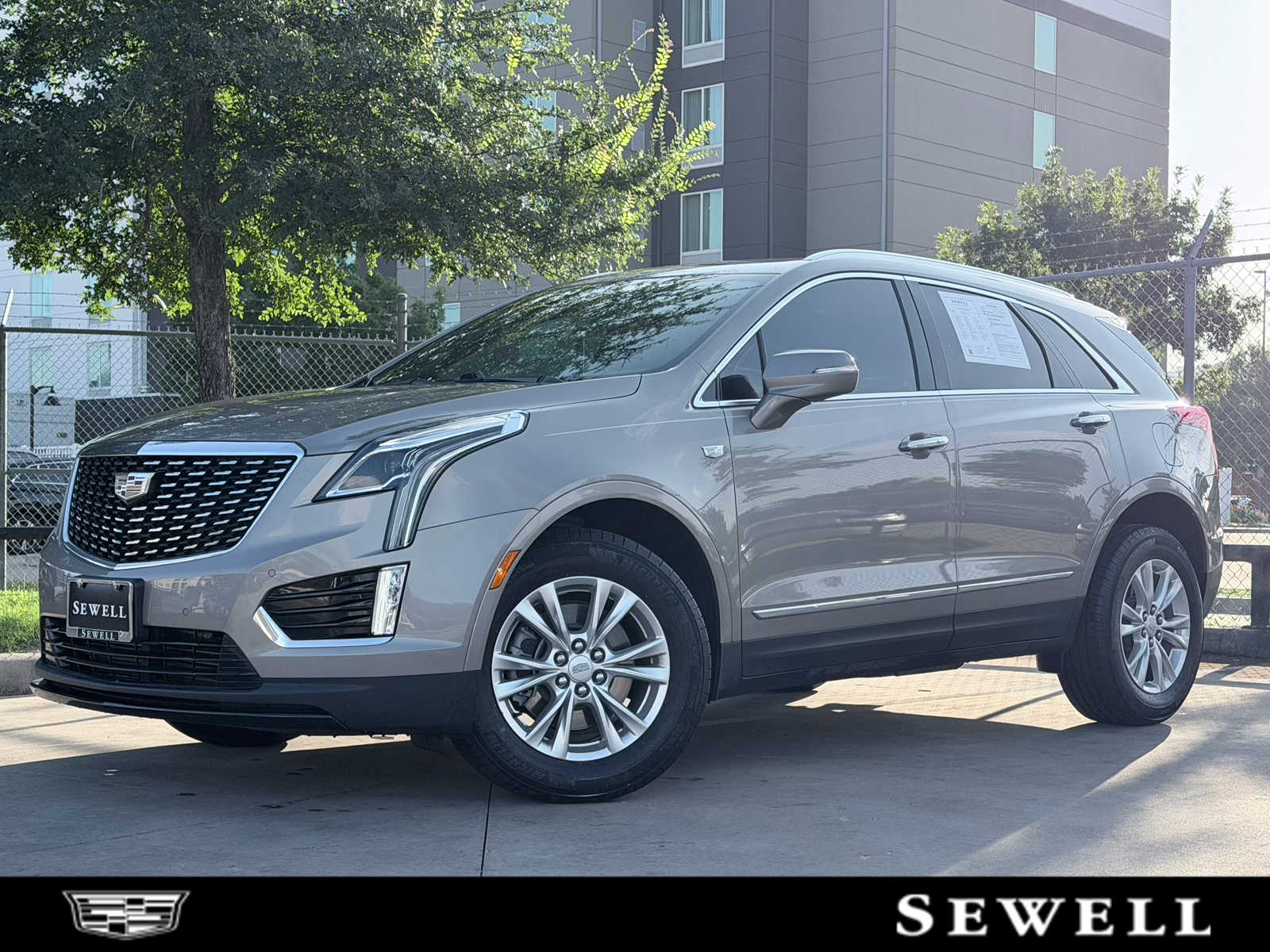 2023 Cadillac XT5 FWD Luxury's photo