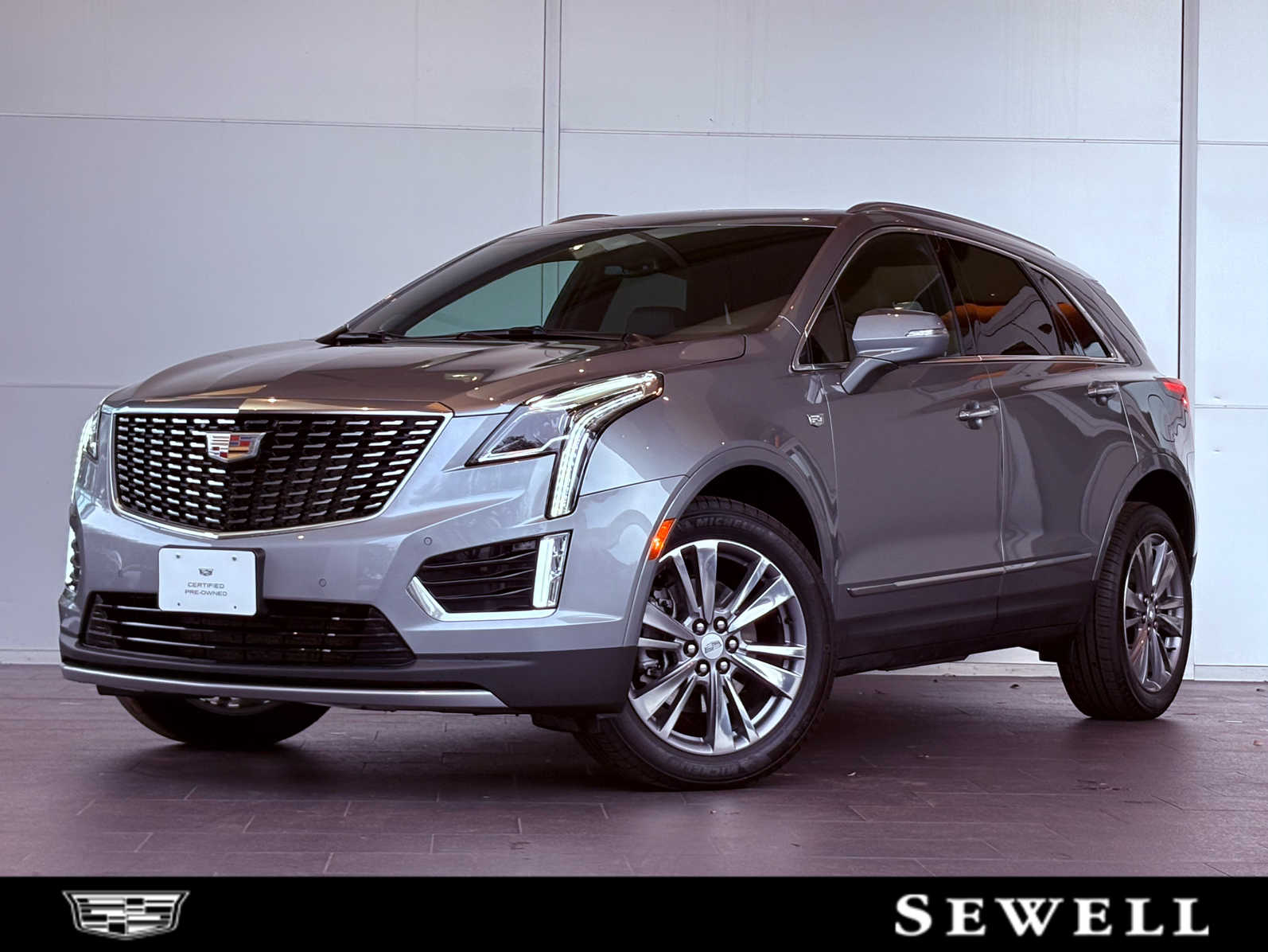 2025 Cadillac XT5 Premium Luxury's photo