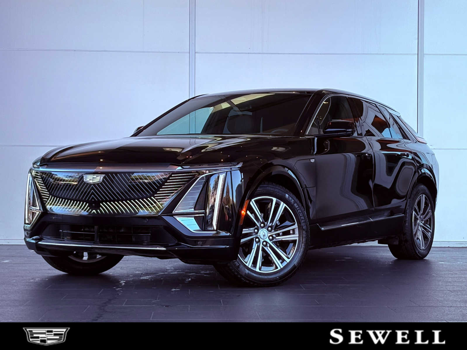 2024 Cadillac LYRIQ Luxury 1's photo