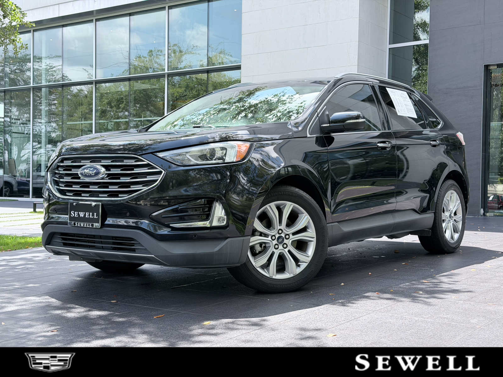 2020 Ford Edge Titanium