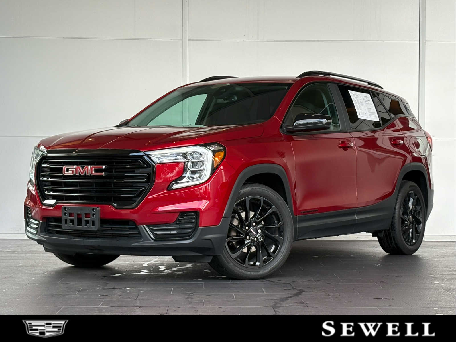 2024 GMC Terrain SLE's photo