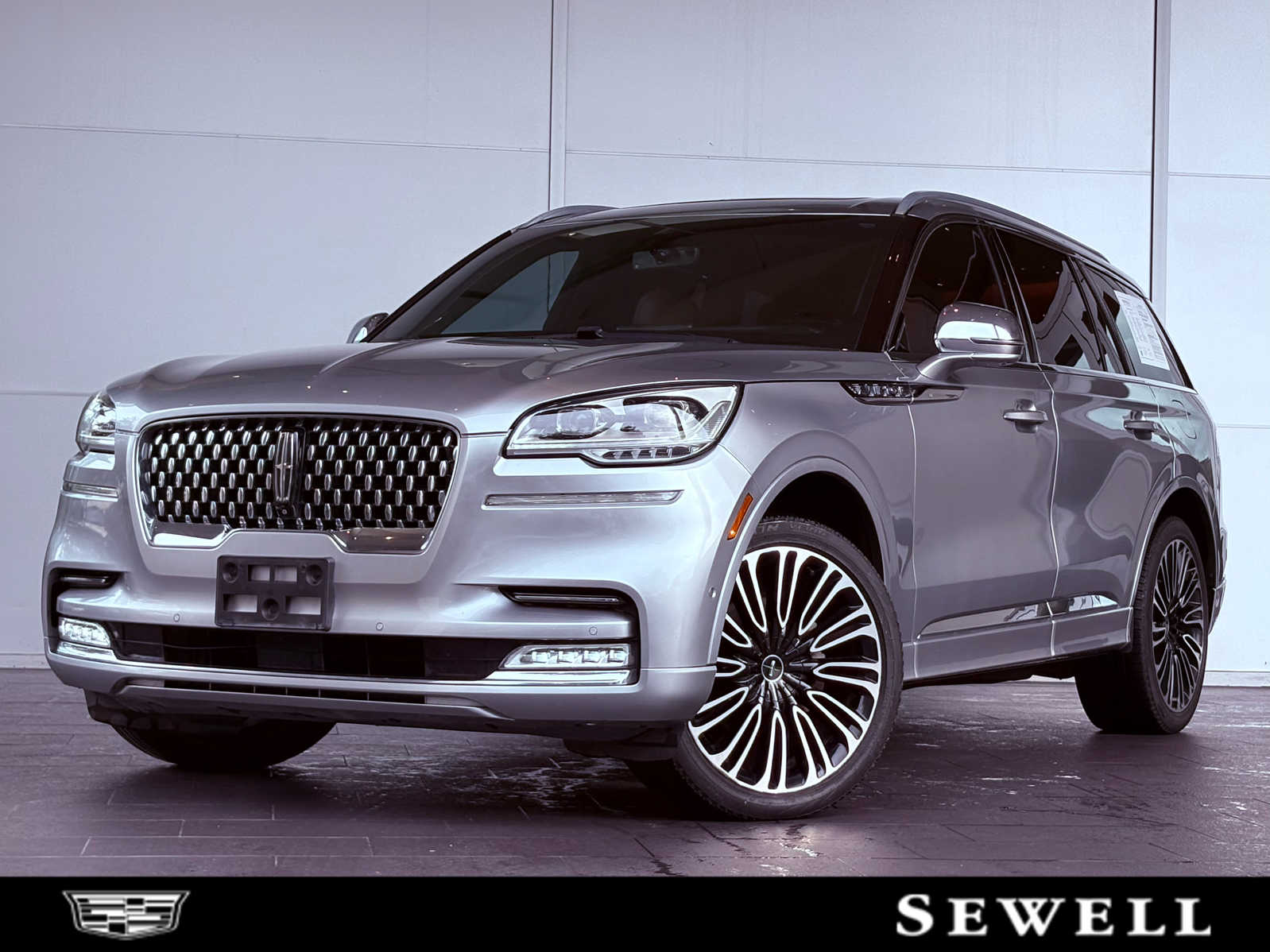 2020 Lincoln Aviator Black Label's photo