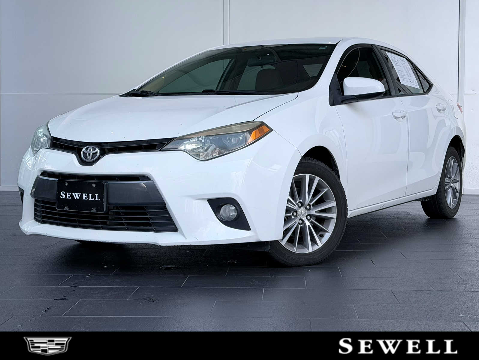 2015 Toyota Corolla LE Plus