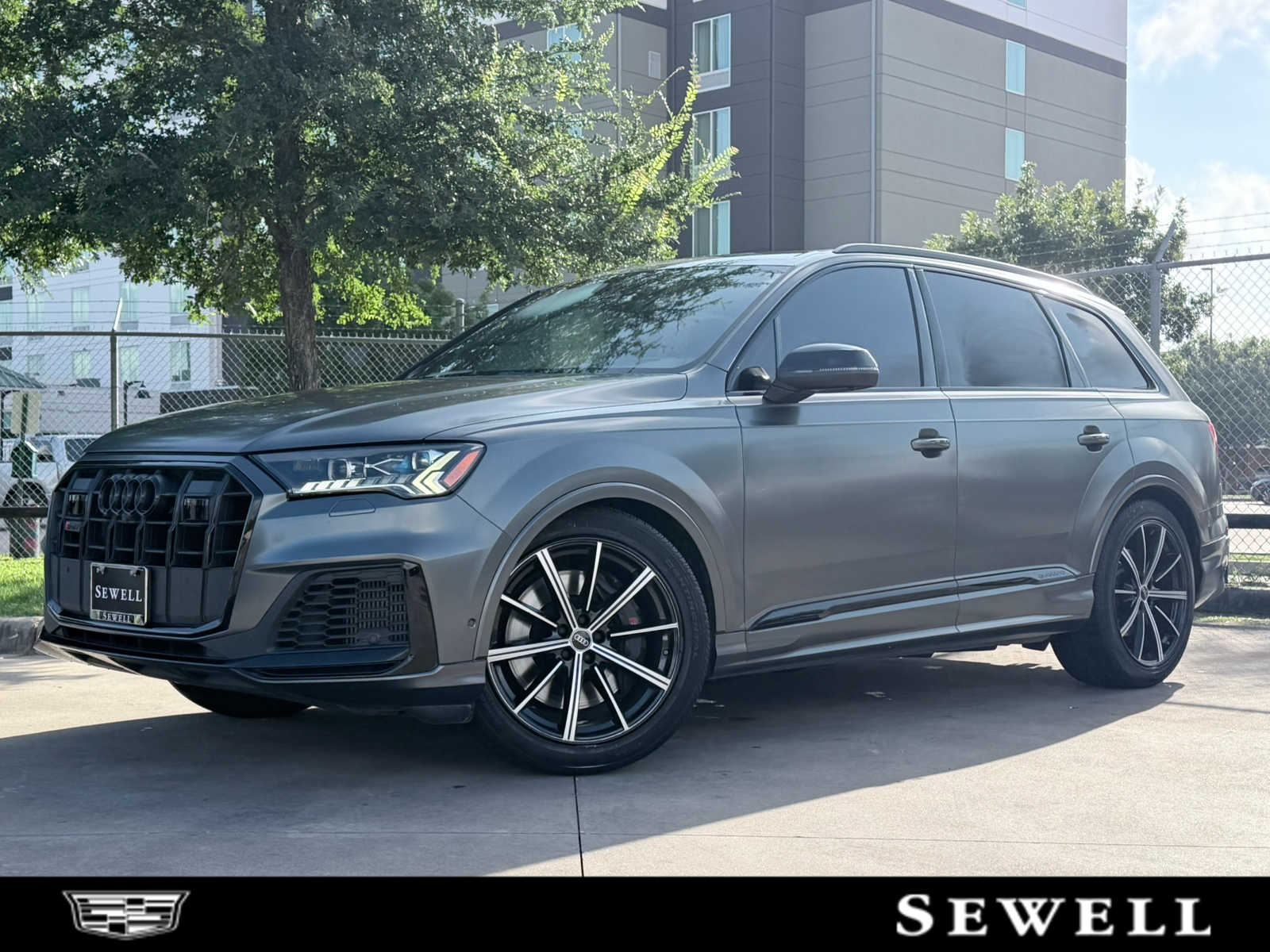 2021 Audi SQ7 Prestige quattro Tiptronic's photo