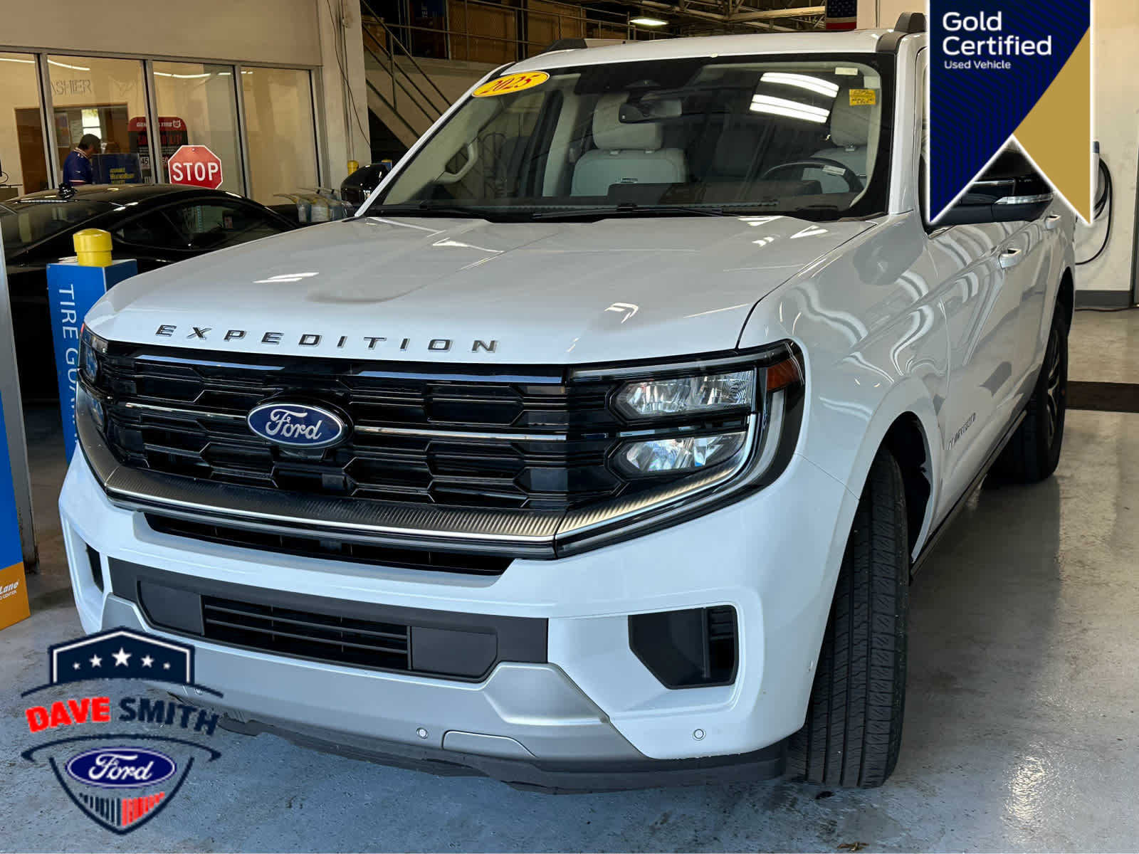 Oxford White 2025 Ford Expedition SUV / Crossover Four-Wheel Drive Automatic