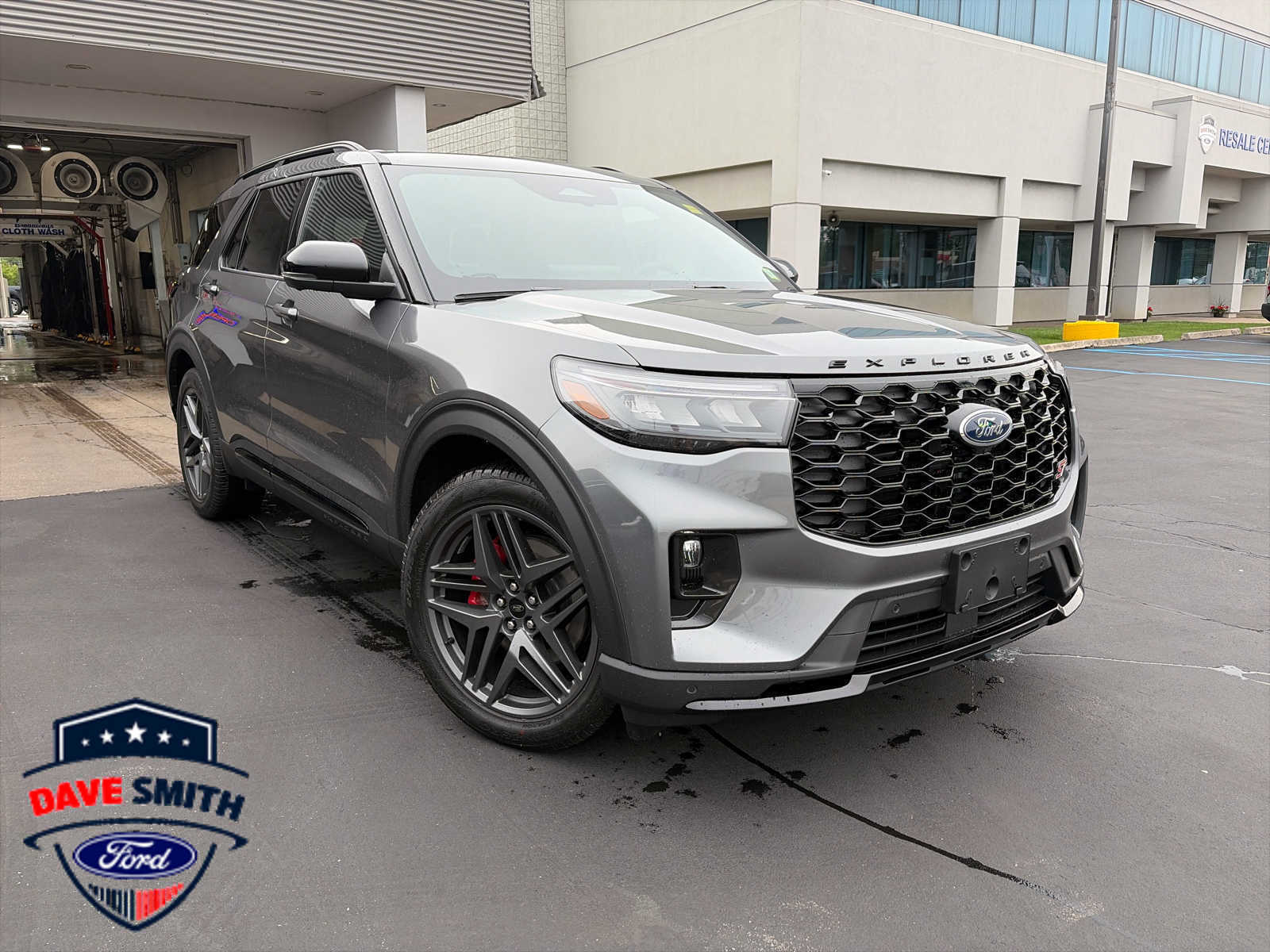 Carbonized Gray Metallic 2026 Ford Explorer SUV / Crossover All-Wheel Drive Automatic