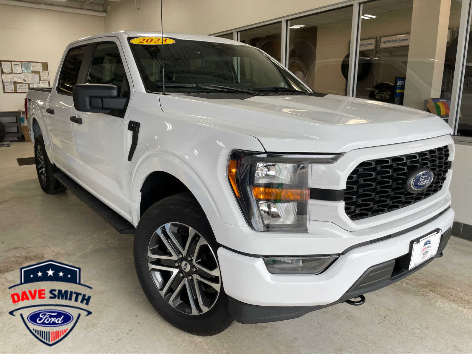Oxford White 2023 Ford F-150 Pickup Truck Four-Wheel Drive Automatic