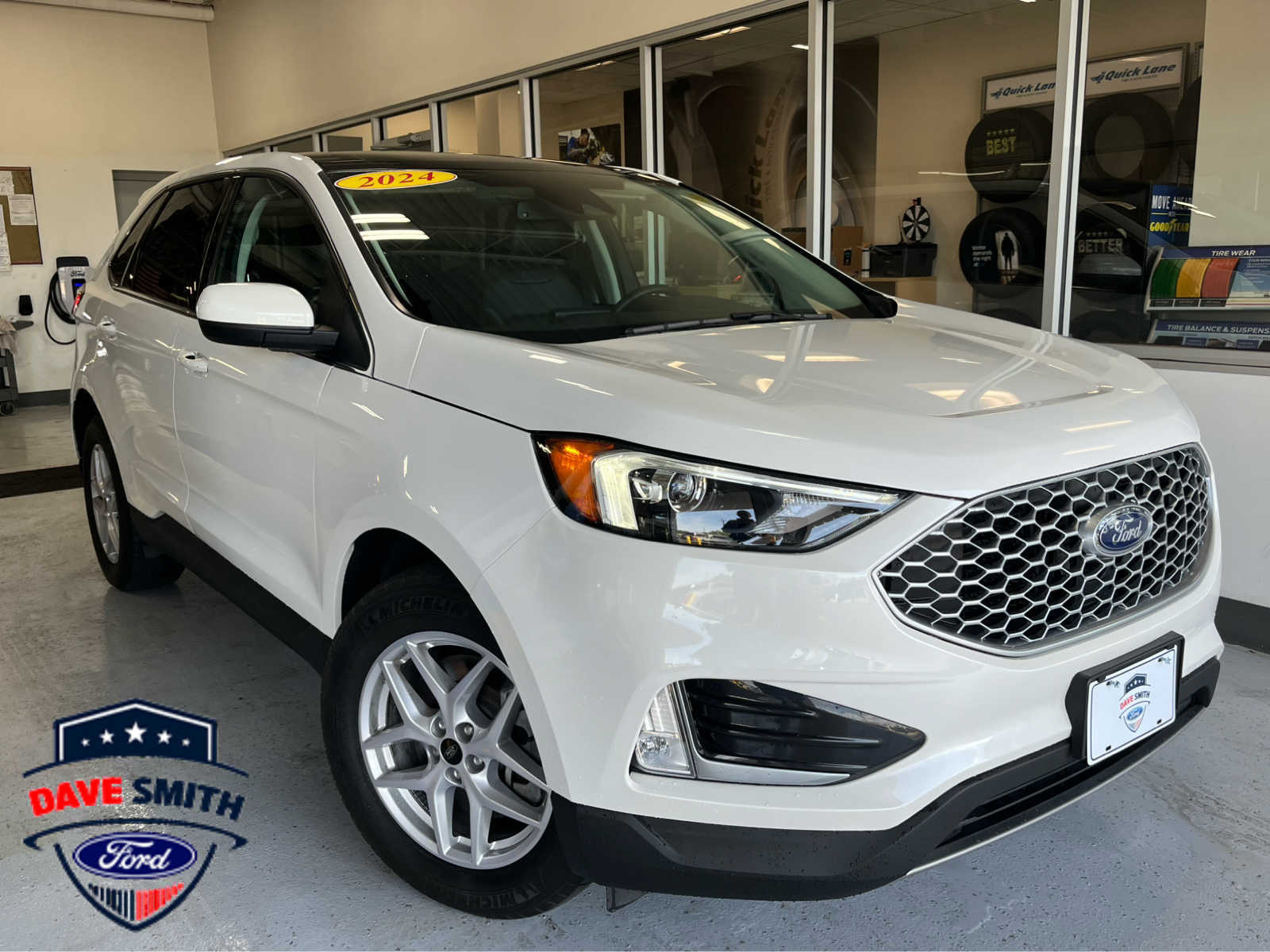  2024 Ford Edge SEL AWD   