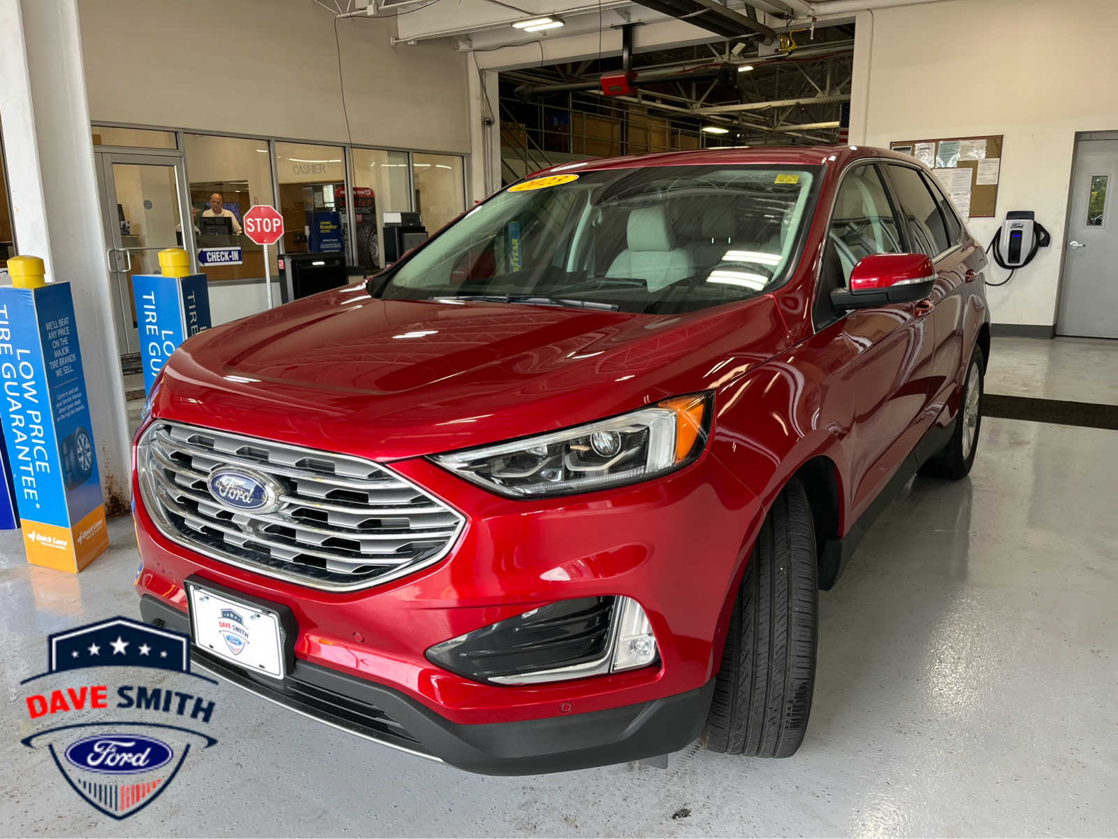 Rapid Red Metallic Tinted Clearcoat 2023 Ford Edge SUV / Crossover All-Wheel Drive 8-Speed Automatic