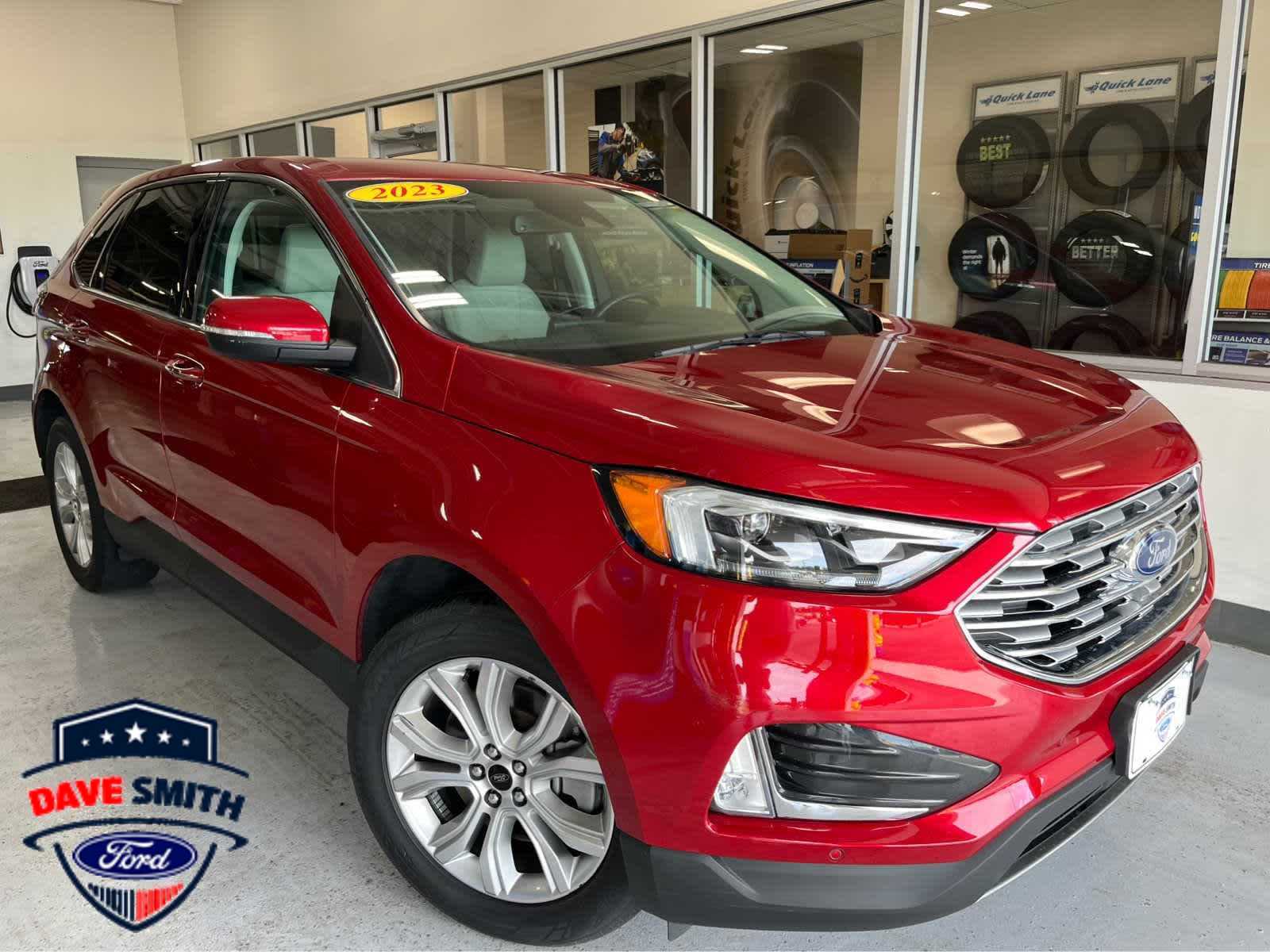 Rapid Red Metallic Tinted Clearcoat 2023 Ford Edge SUV / Crossover All-Wheel Drive 8-Speed Automatic