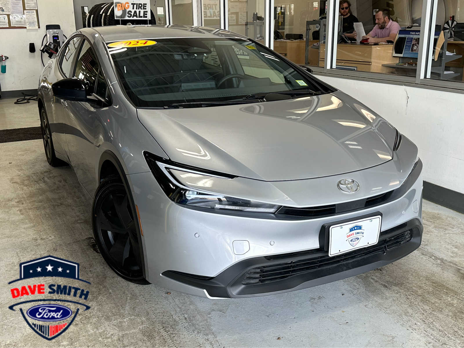 2024 Toyota Prius LE AWD