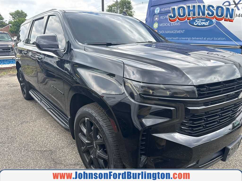Black 2023 Chevrolet Suburban RST 4WD SUV / Crossover Four-Wheel Drive Automatic