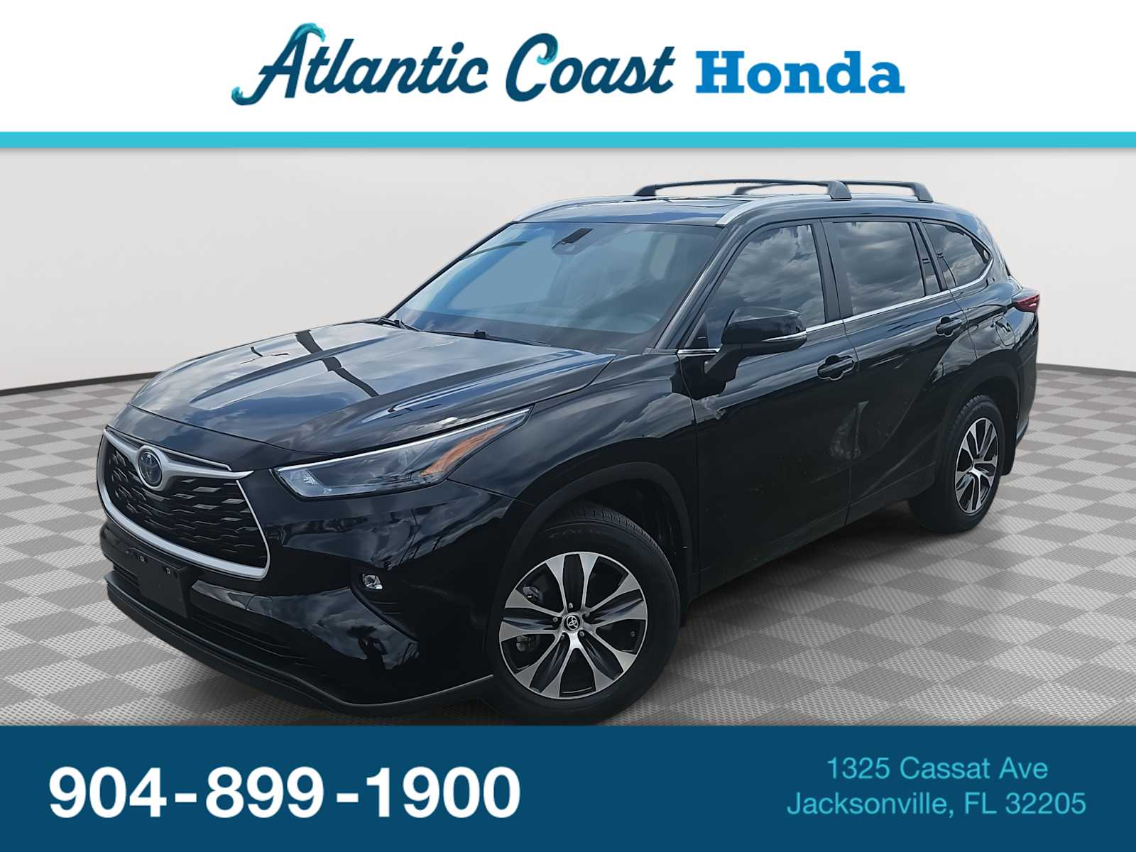 2023 Toyota Highlander Hybrid XLE