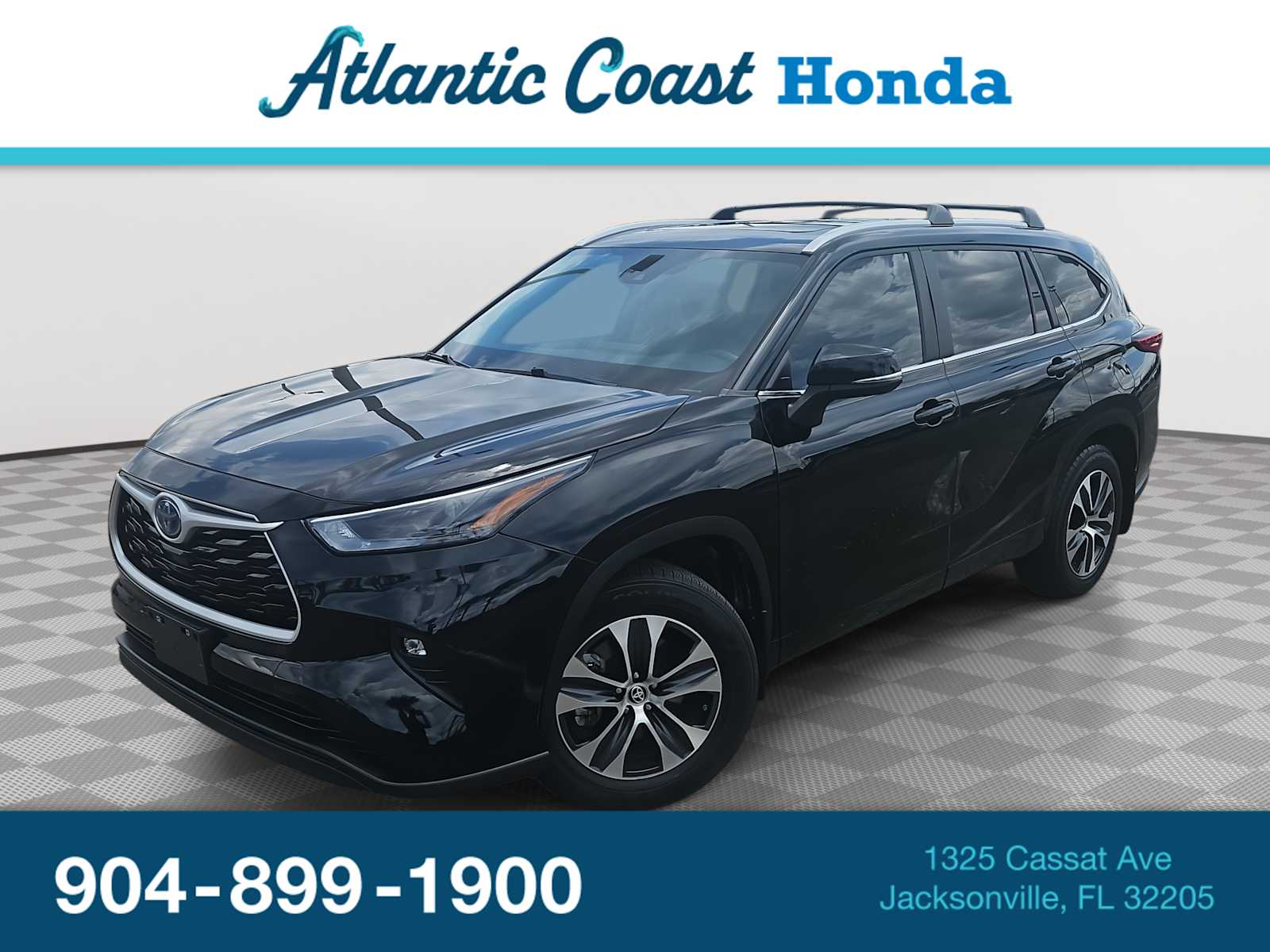 2023 Toyota Highlander Hybrid XLE