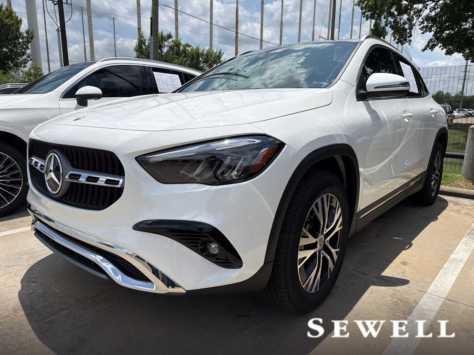 2026 Mercedes-Benz GLA GLA 250's photo