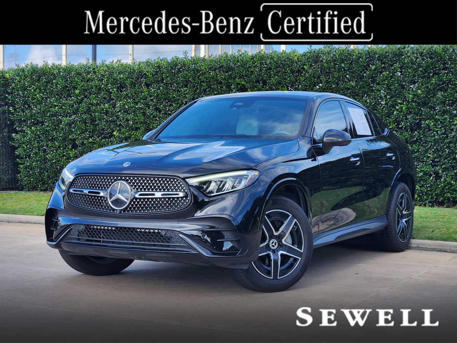 2024 Mercedes-Benz GLC GLC 300 4MATIC's photo