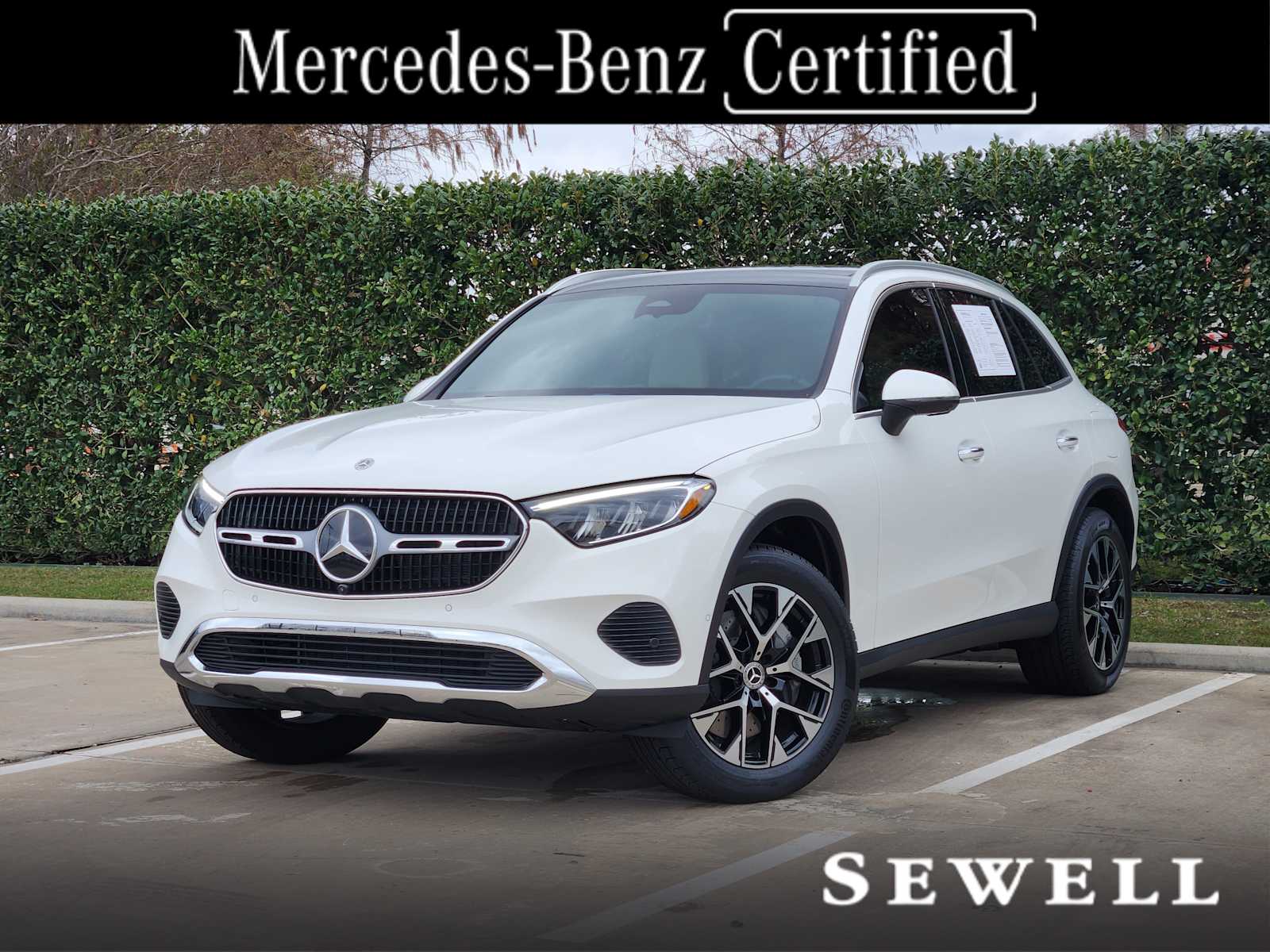 2026 Mercedes-Benz GLC Base's photo