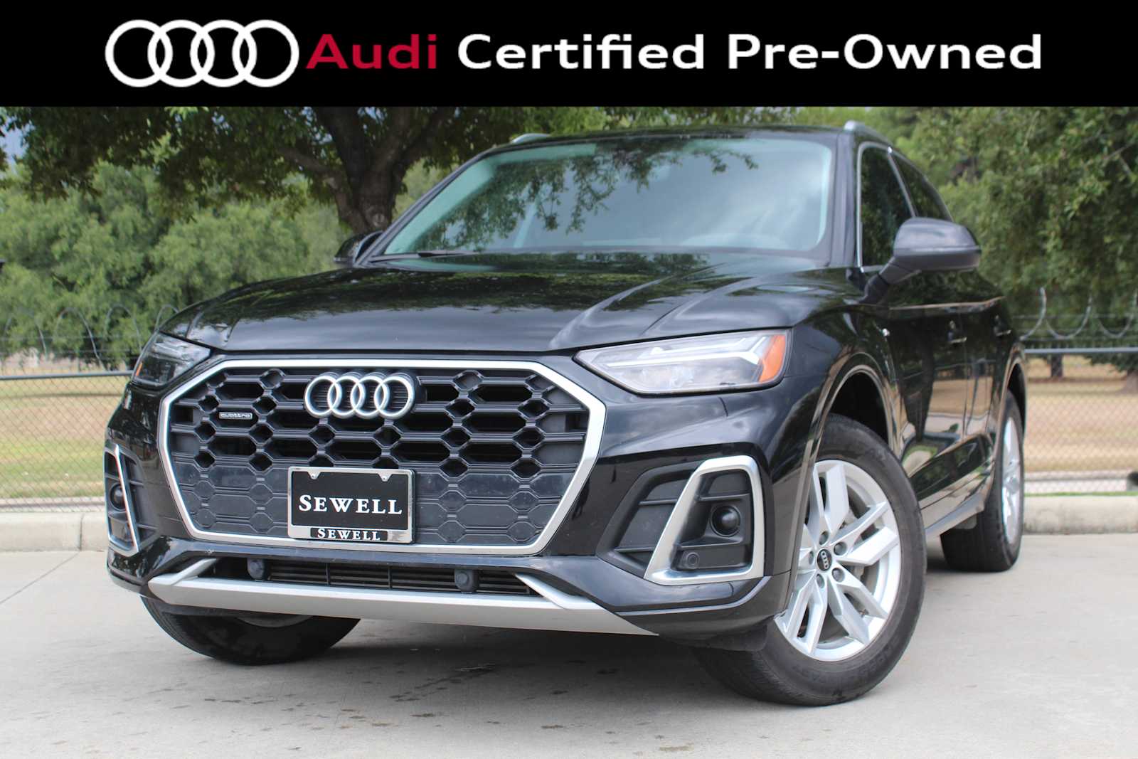 2023 Audi Q5 S line Premium