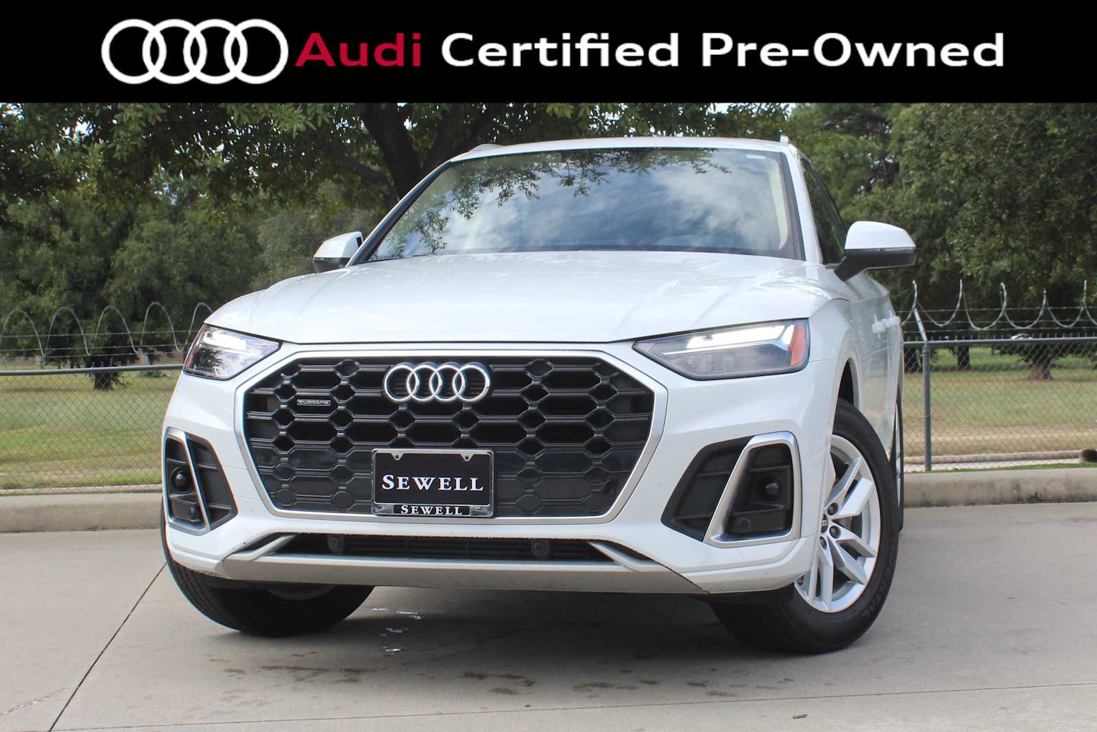 2023 Audi Q5 S line Premium
