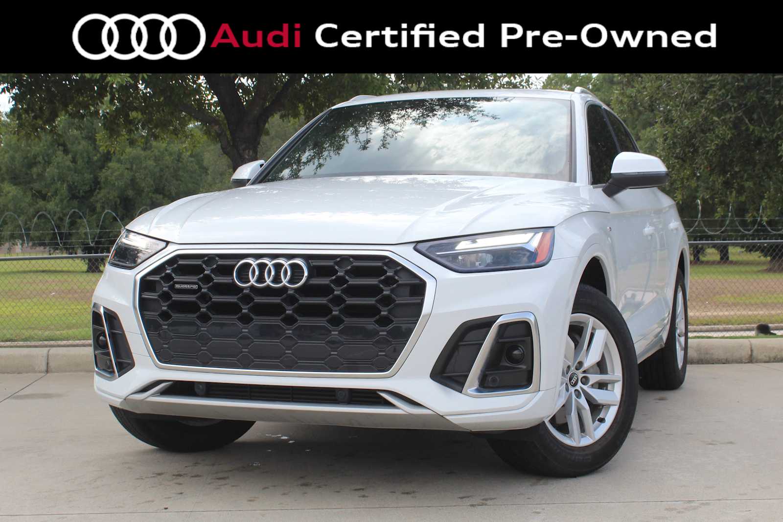 2022 Audi Q5 S line Premium