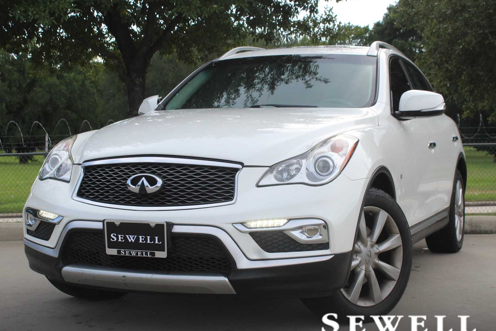 2017 INFINITI QX50 