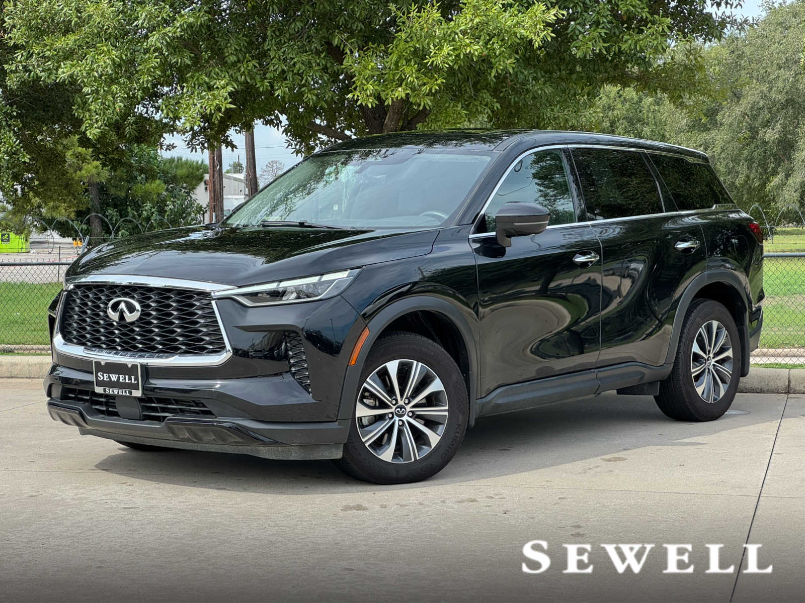 2025 INFINITI QX60 PURE