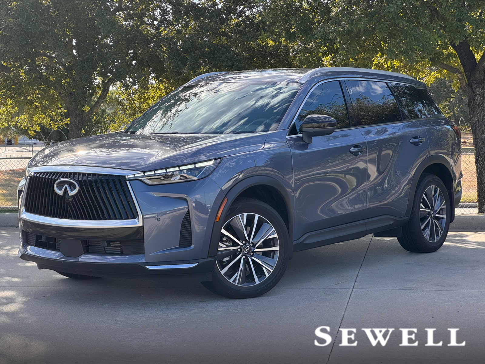 2027 INFINITI QX60 LUXE