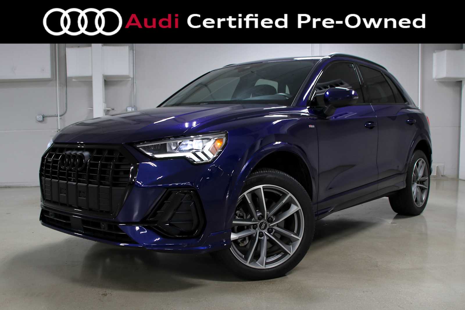 2023 Audi Q3 S line Premium