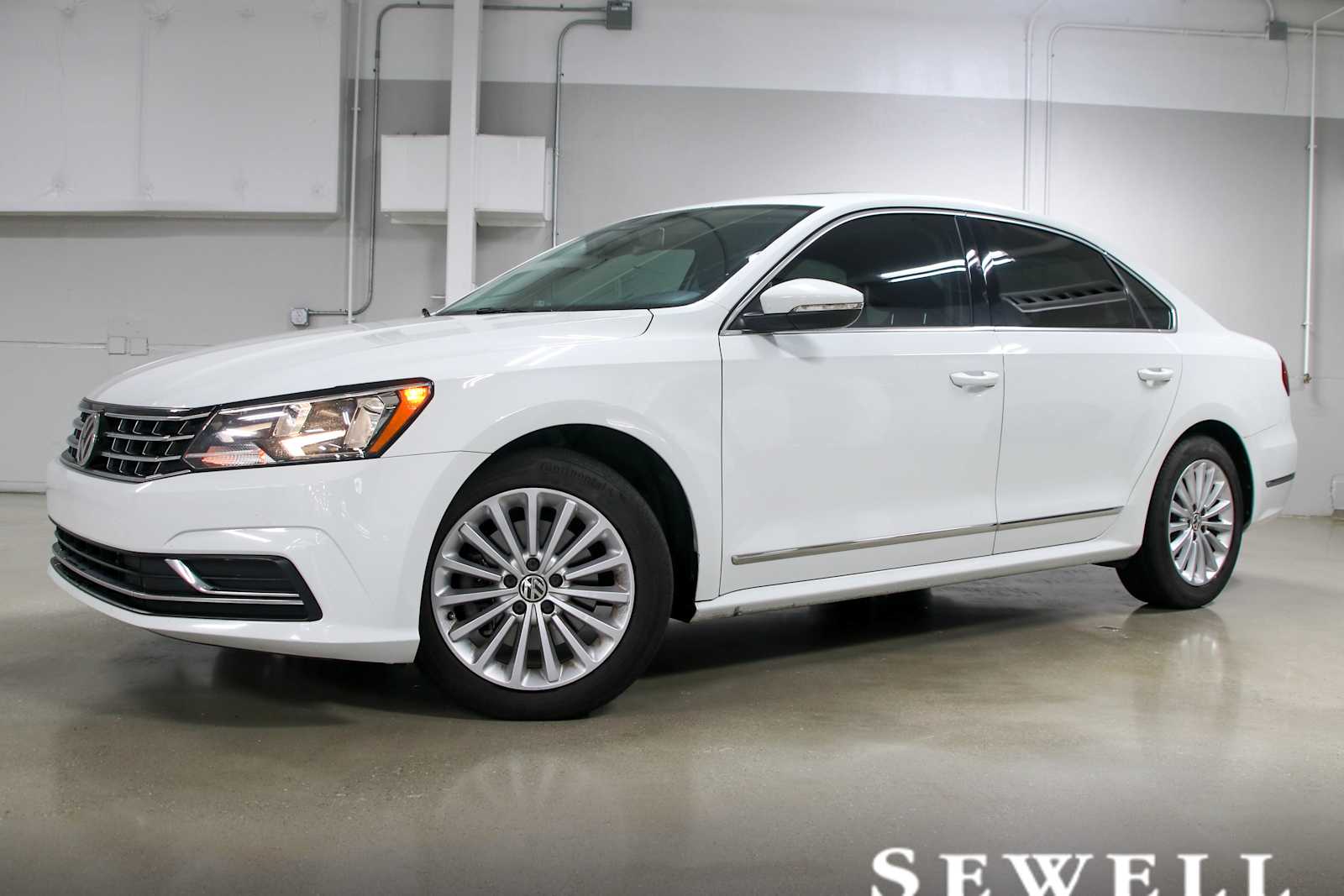 2017 Volkswagen Passat 1.8T SE