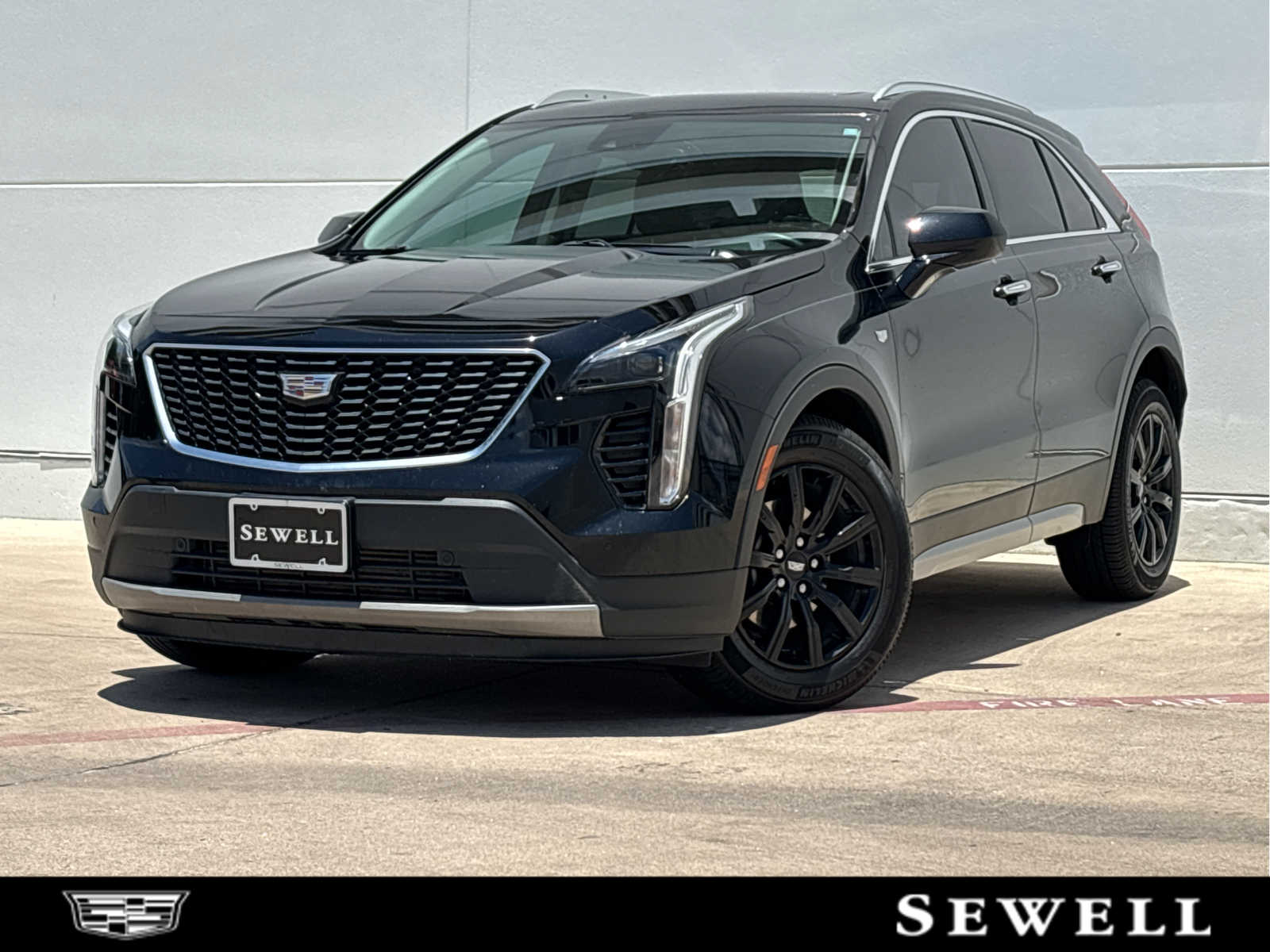 2020 Cadillac XT4 FWD Premium Luxury